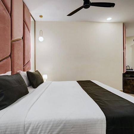 Astra Hotels & Suites - Koramangala Бенґалуру Екстер'єр фото